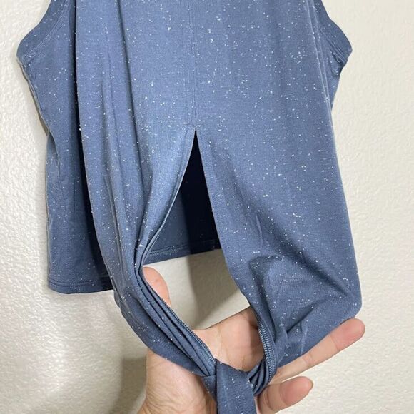 Lululemon Top Size 2 Blue Tie Back Wrap Around Mock Neck Tank Time To Restore - Picture 6 of 11
